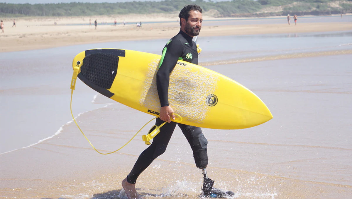Ile d'Yeu : Philippe Naud Surfe sur son Handicap