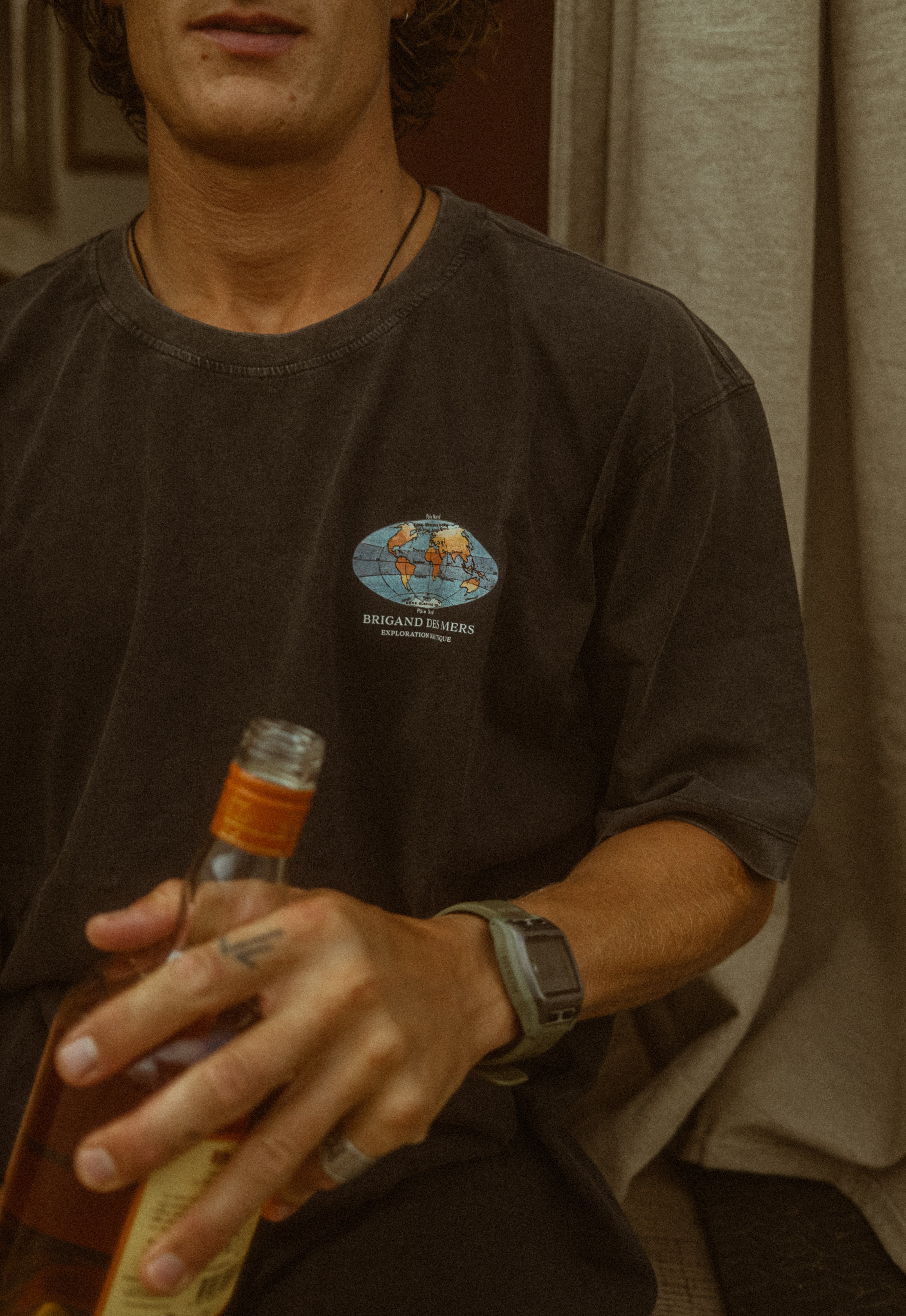 BRIGAND DES MERS T-shirt Vintage Globe