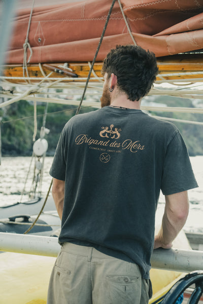 BRIGAND DES MERS T-shirt Confrérie T-shirt Noir Vintage – Coton Bio 250g | Confrérie Insulaire