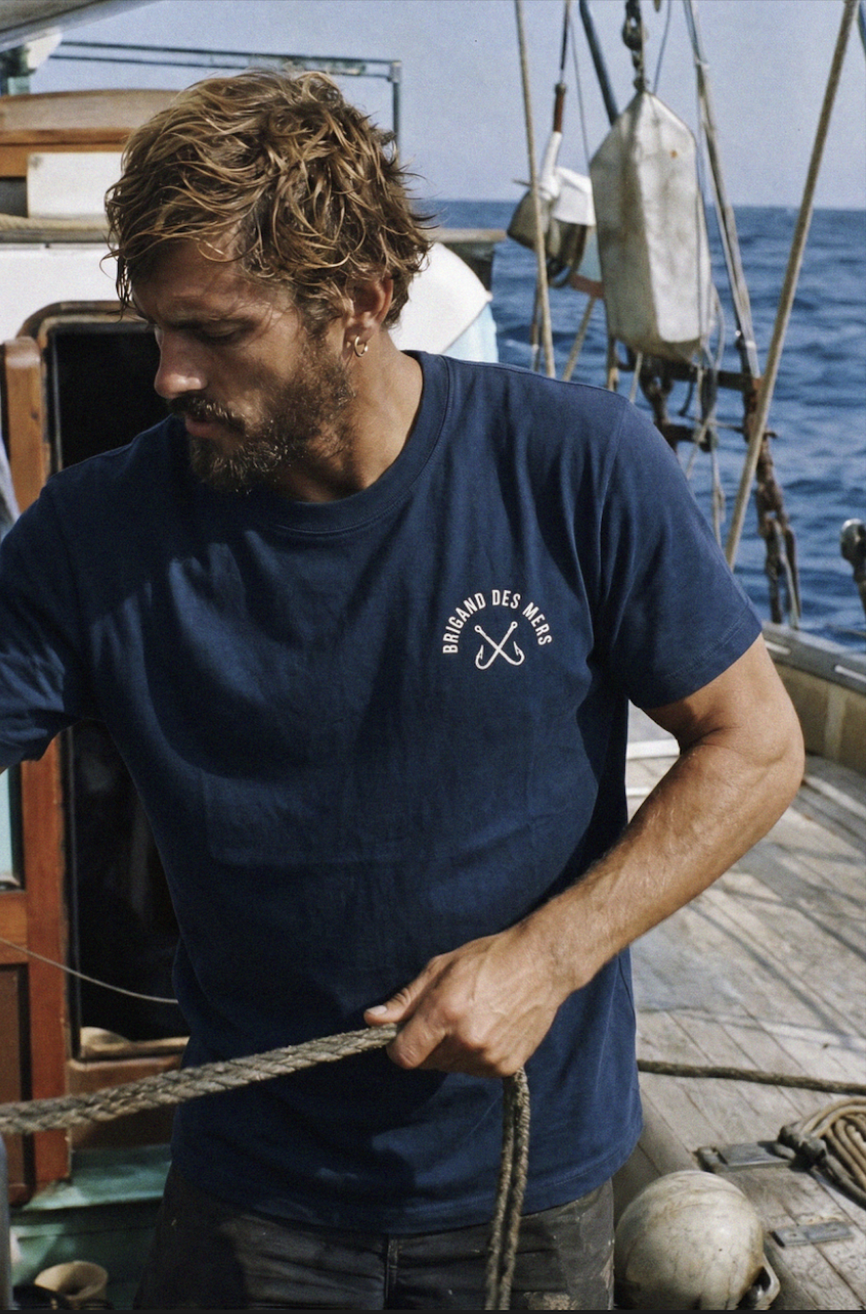 BRIGAND DES MERS T-shirt Hook Classic T-shirt Coton Bio Épais 250g | Logo Hameçon | Portugal