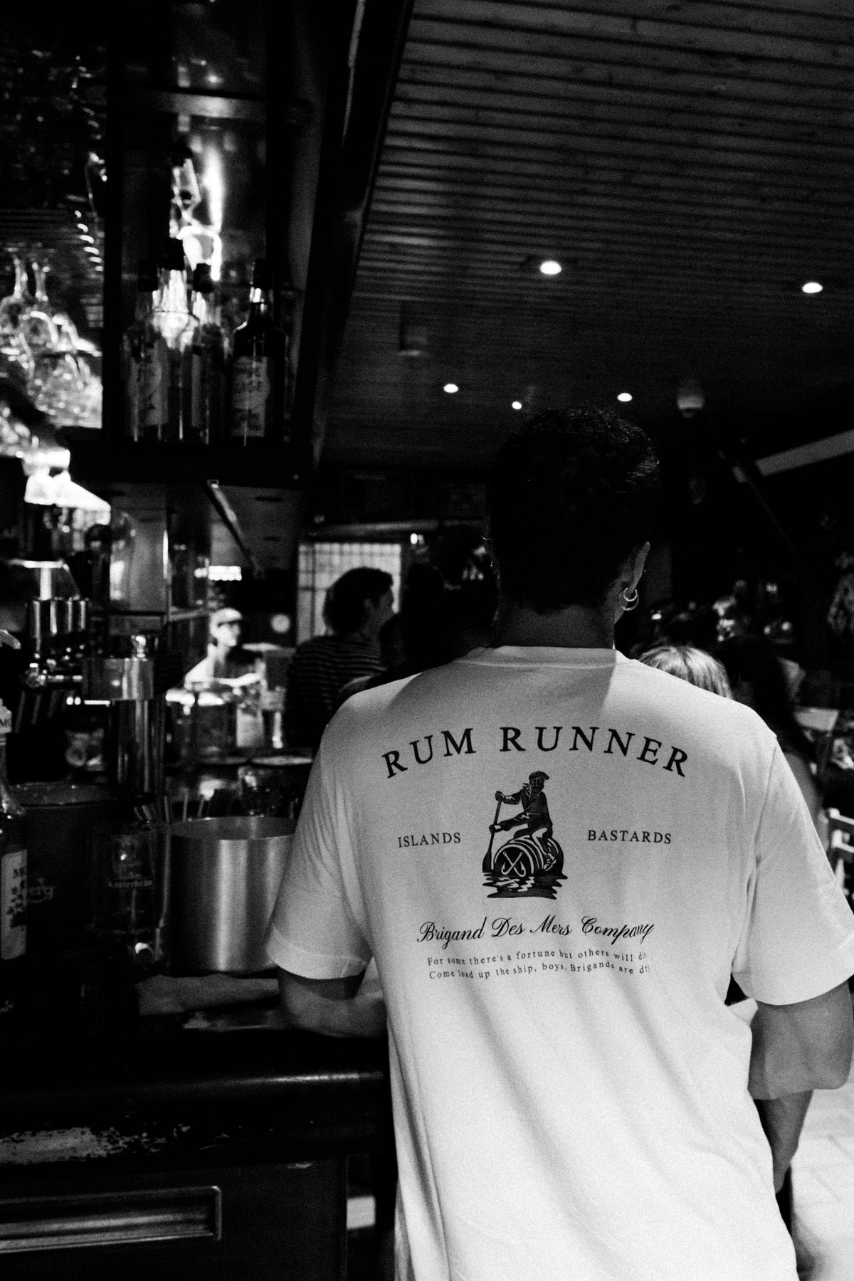 BRIGAND DES MERS T-shirt Rum Runner T-shirt Blanc Cassé Coton Bio | Rum Runner | Portugal