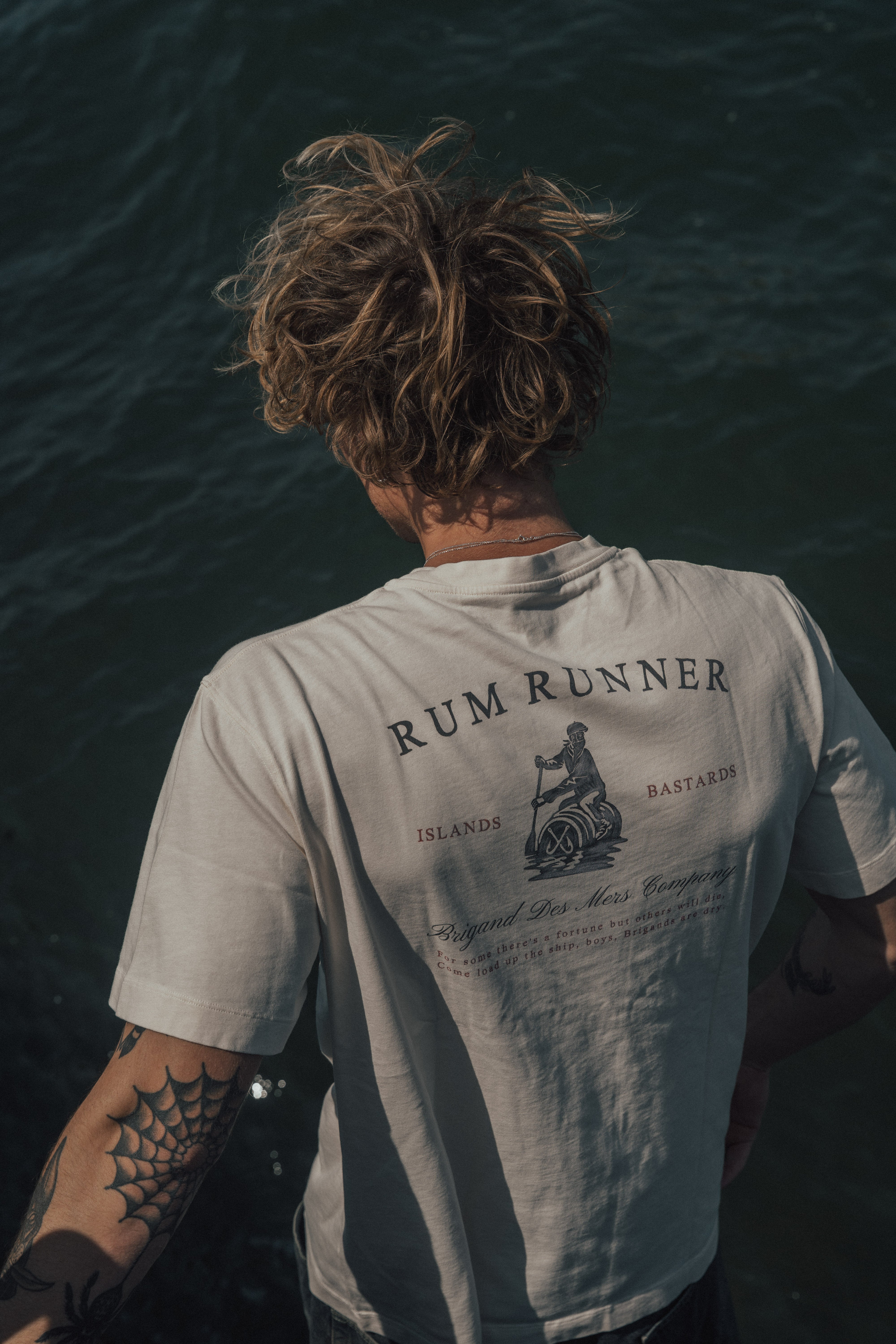 BRIGAND DES MERS T-shirt Rum Runner T-shirt Blanc Cassé Coton Bio | Rum Runner | Portugal